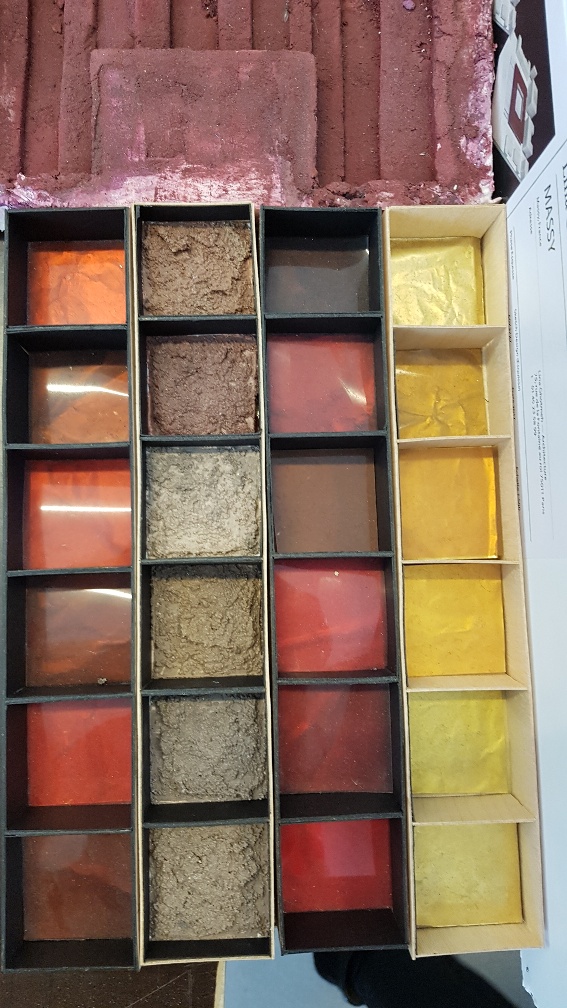 Experimentation de couleurs et de matières