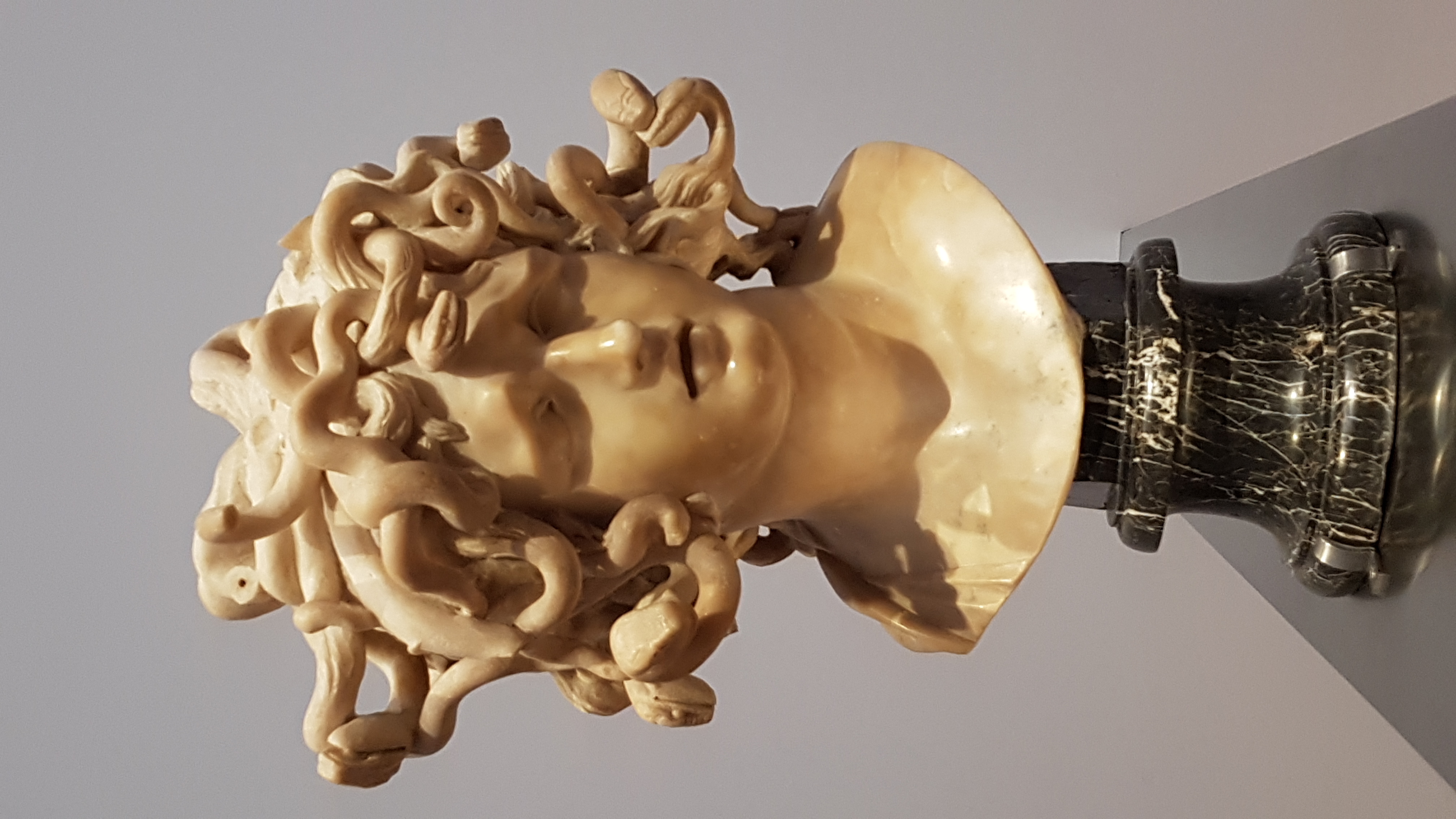 Bernini La Meduse