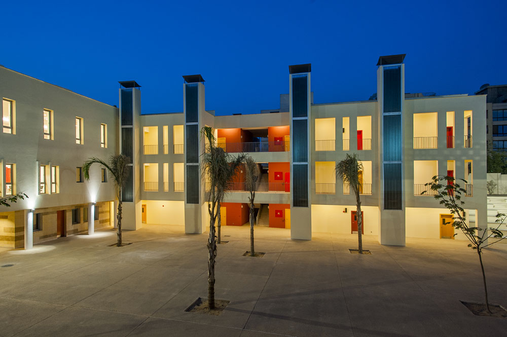 Lycee Francais cour 1