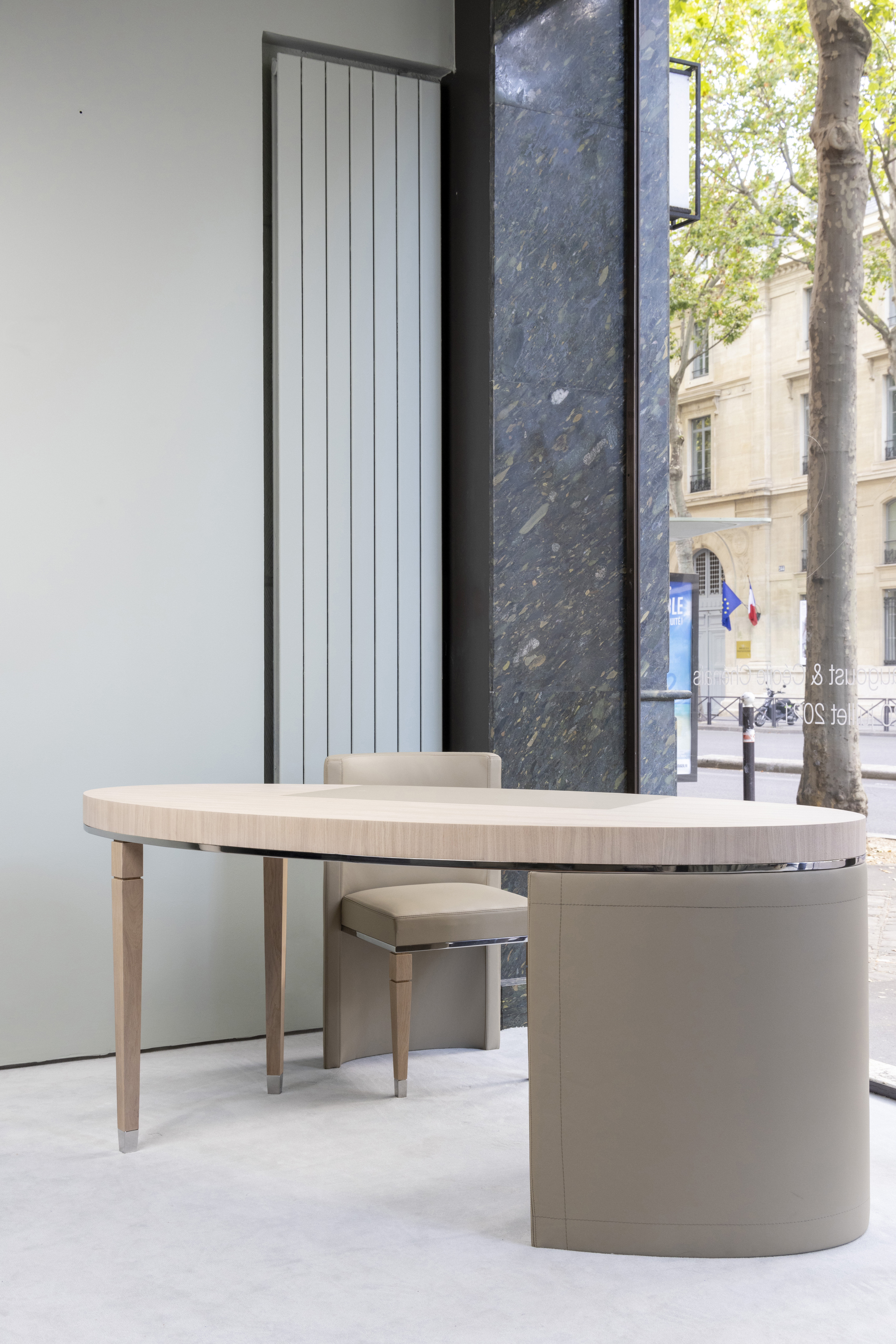 Bureau OZ by Henryot