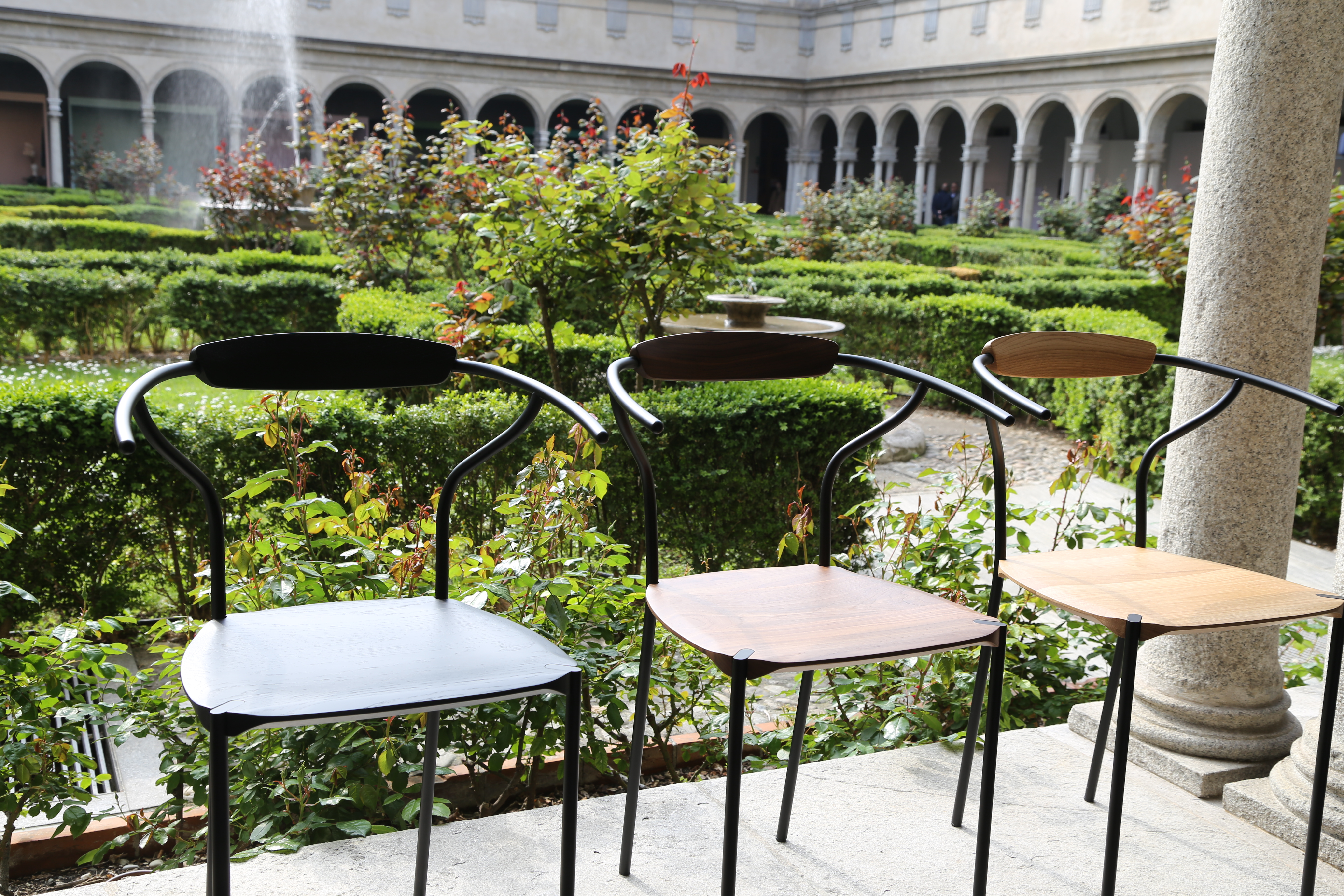 Chaises au cloitre