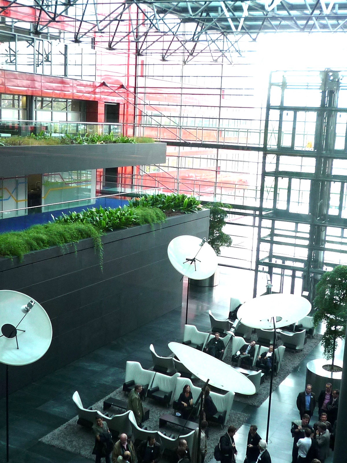 Le hall gigantesque de Vasconi