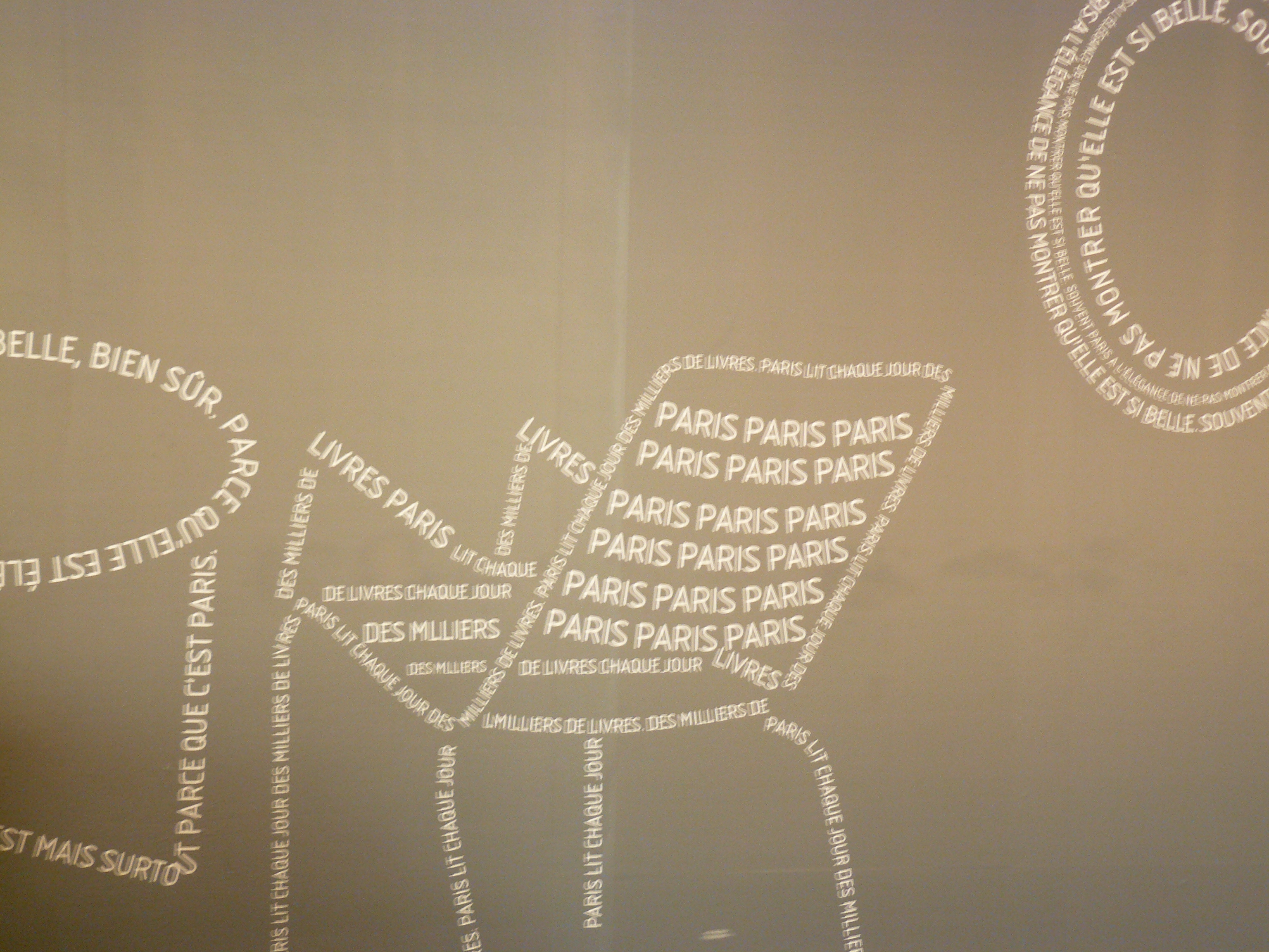 Attendre et lire ...