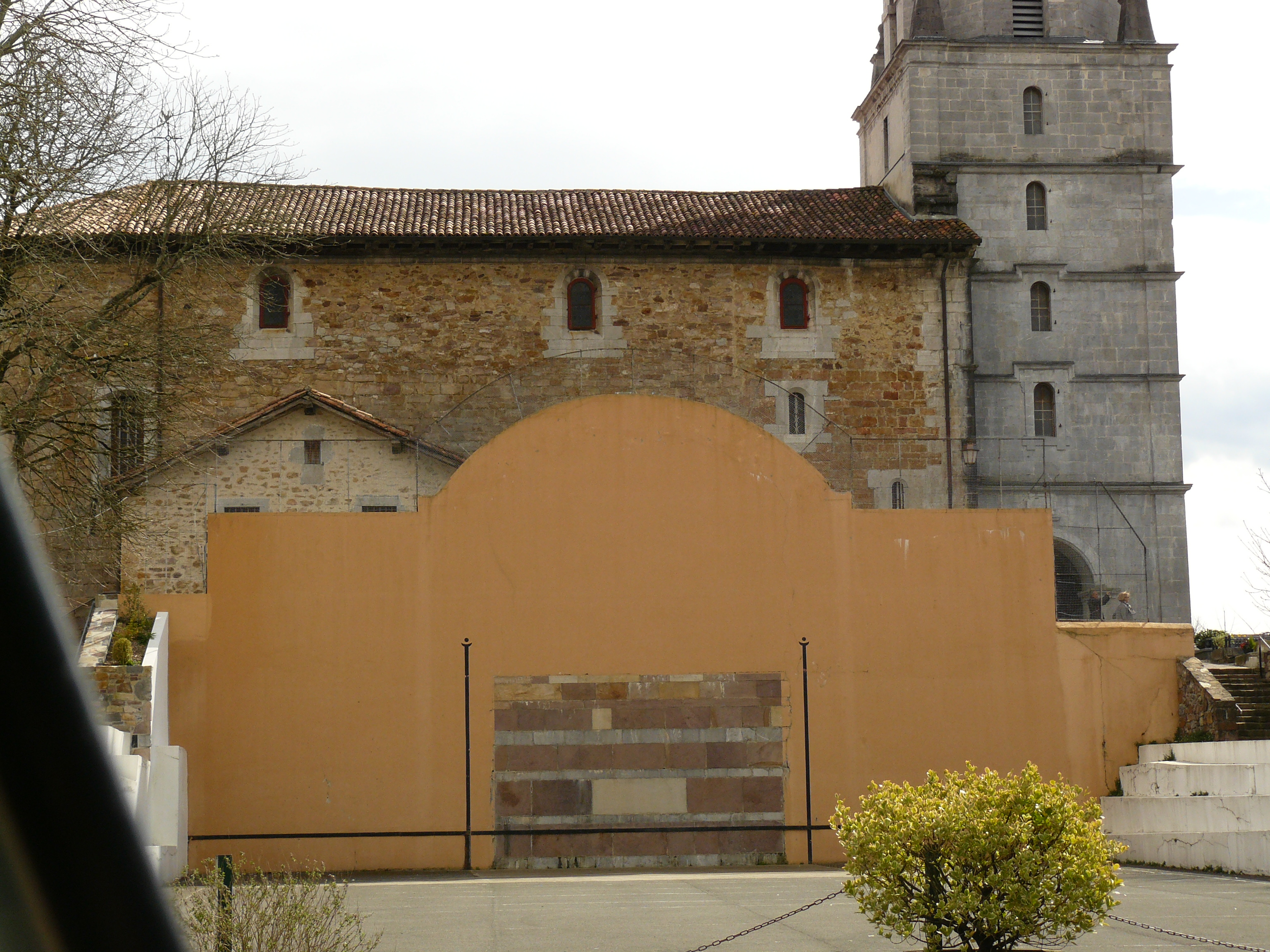 Pelotte ...