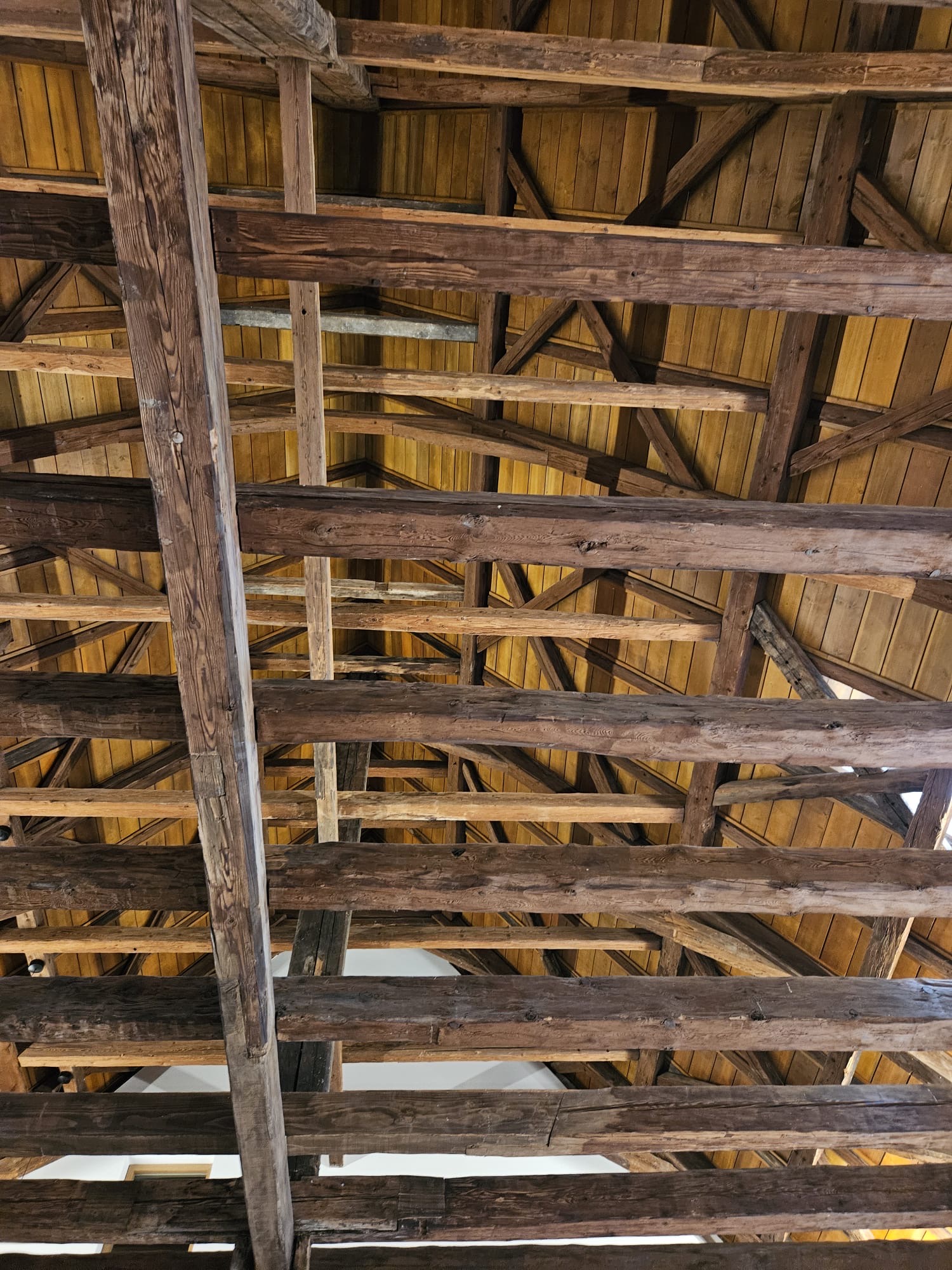 La charpente de la salle de lecture