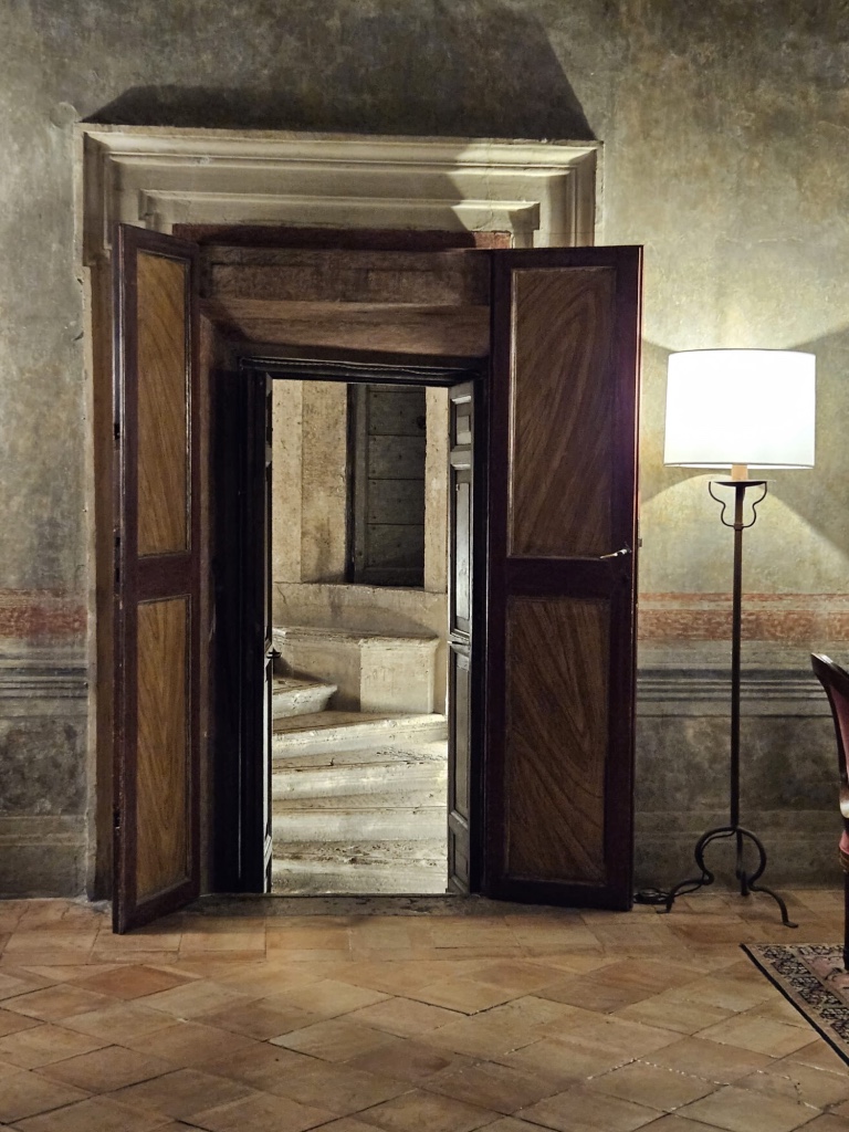 Passage vers l'escalier